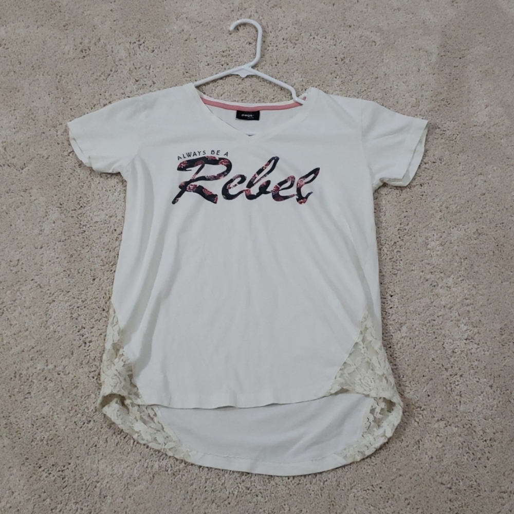 short sleeved shirt
